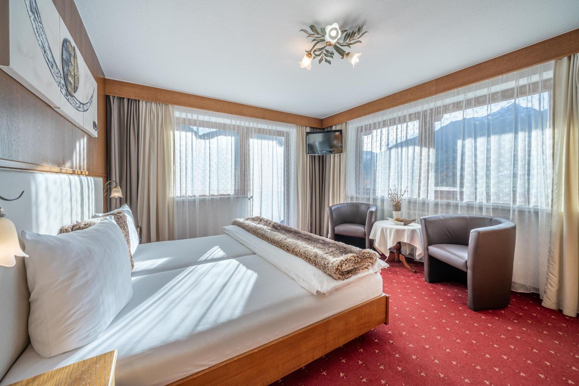 Haus Amaris Hotel Sölden Buitenkant foto
