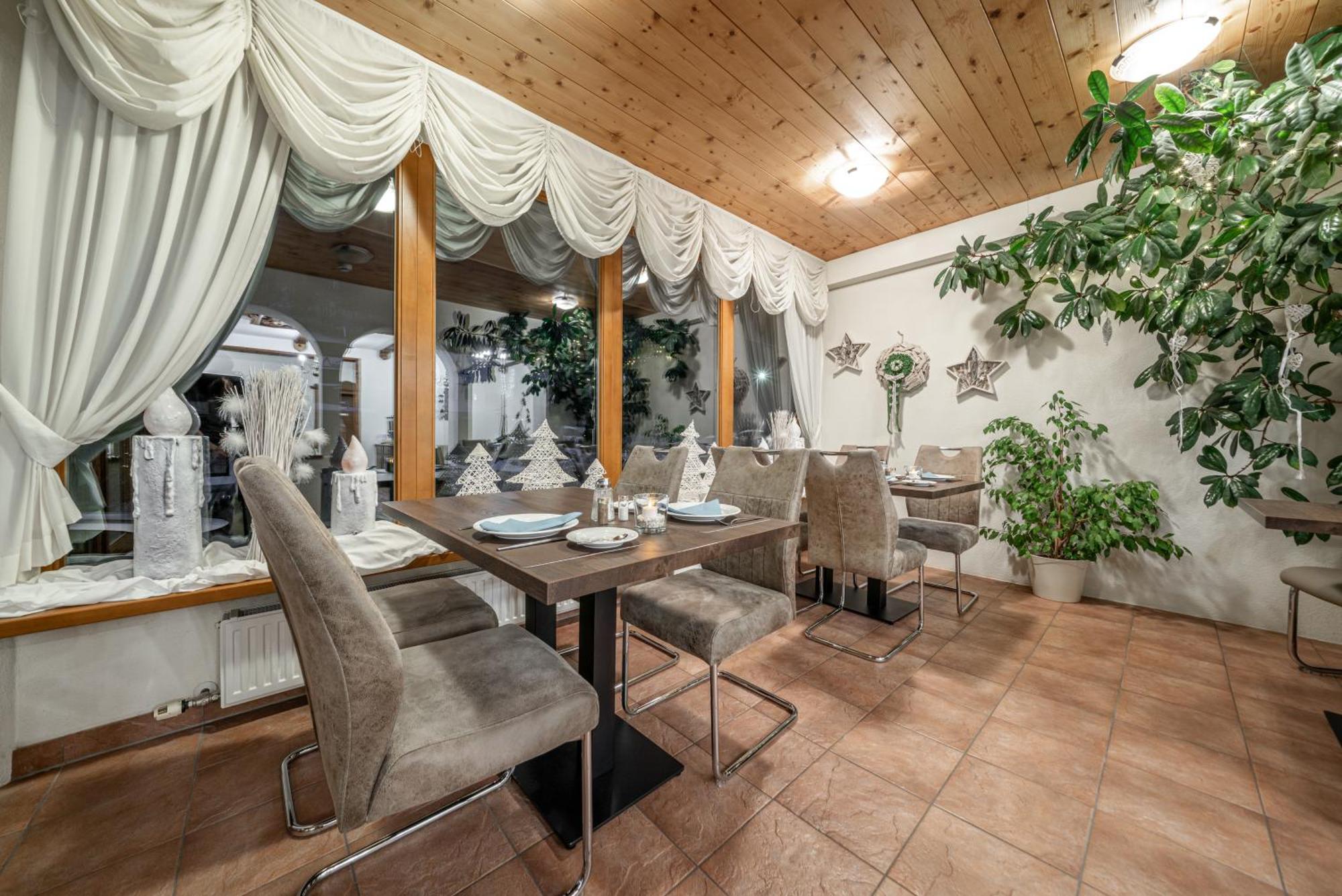 Haus Amaris Hotel Sölden Buitenkant foto